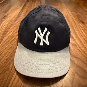 Black and Gray New York Yankees Infant Baseball Cap